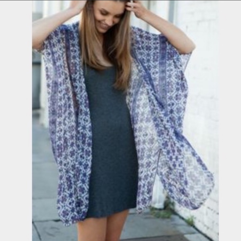 Sheer print kimono